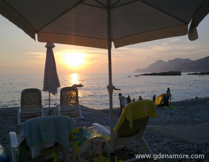 Kalamper Beach